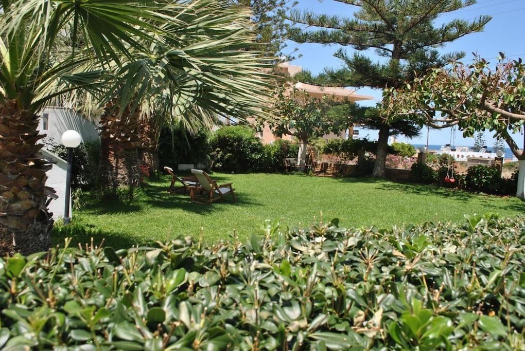 Antigoni Apartments 'Lavender Room' Милатос Экстерьер фото