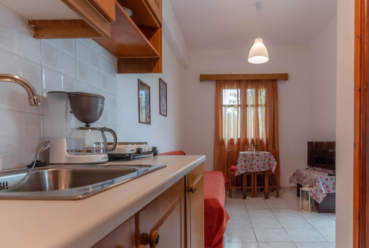 Antigoni Apartments 'Lavender Room' Милатос Экстерьер фото